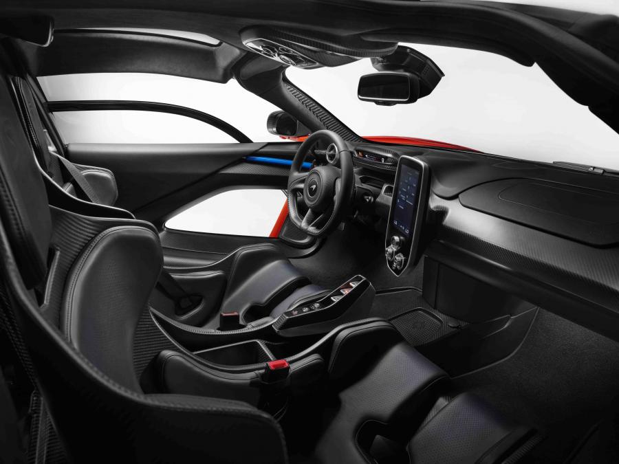 Интерьер McLaren Senna (P15) 2018 года  (фото 26 из 84)